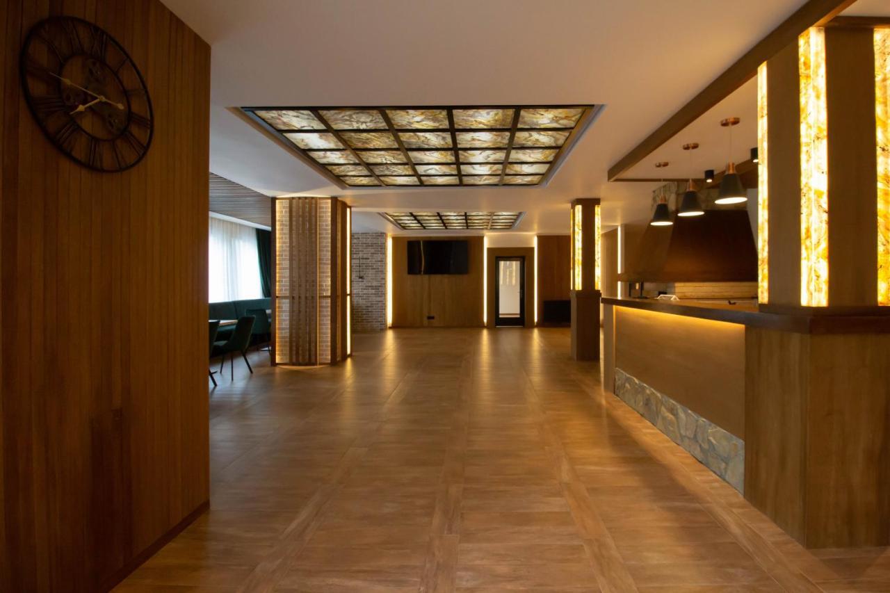 Berghaus Bucovina Hotel Câmpulung Moldovenesc Exterior foto
