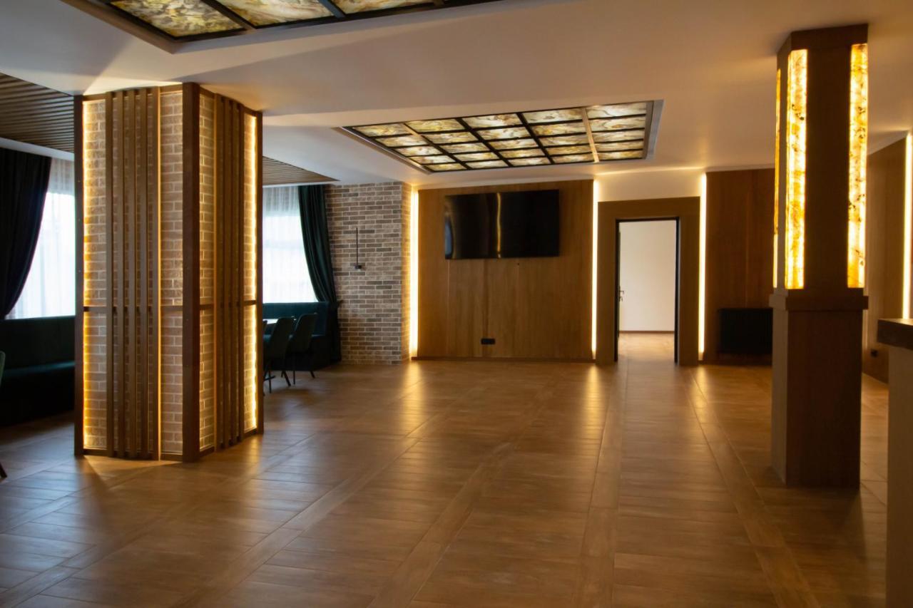 Berghaus Bucovina Hotel Câmpulung Moldovenesc Exterior foto